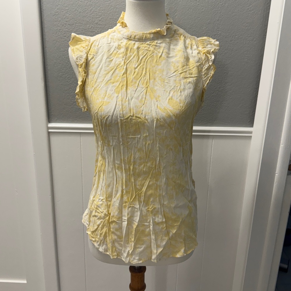 Treasure and Bond Yellow and White Ruffle Sleeve Top Size M
